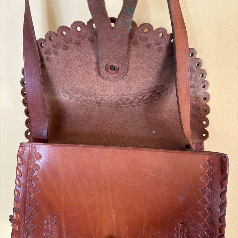 Vintage Leather Tooled Shoulder Bag 60’s 70’s - Picture 15 of 15